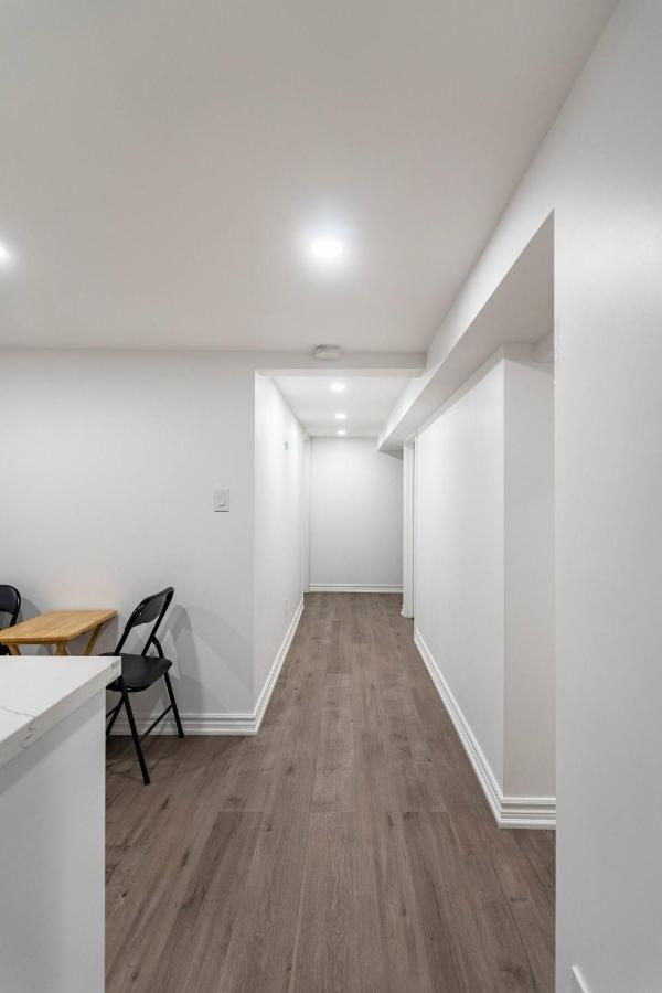Simple & Tidy Private Rooms 多伦多 外观 照片