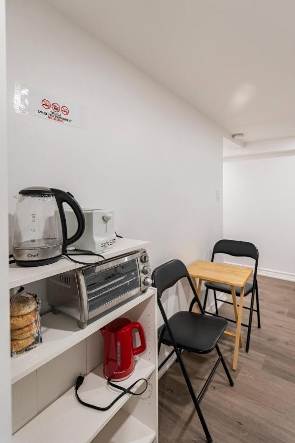 Simple & Tidy Private Rooms 多伦多 外观 照片